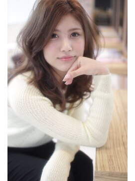 アグ ヘアー ホーリー 新発田店(Agu hair holy) 前髪長めな大人カール