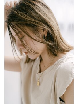 サンクス 品川港南(THK.) こなれくびれ外はねミディ