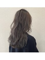 アグランテトラ 野田阪神店(a Gland tetra) 外国人風極細ハイライト×アッシュグレーグランジパーマ