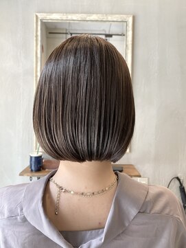 サンタウン(SUN TOWN) ツヤツヤぷつっとボブ