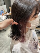 ビヨウシツ ポスタ&nbsp;グレージュ×インナーピンク　正木ゆかり