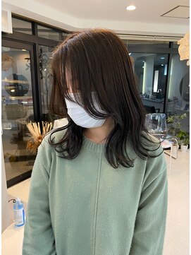 エンリッチヘア(enrich hair) ミディアムレイヤー・ダークオリーブ・髪質改善トリートメント