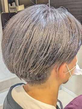 ミューズ おゆみ野店(HAIR & NAIL MUSE) グレージュ/センターパートショート