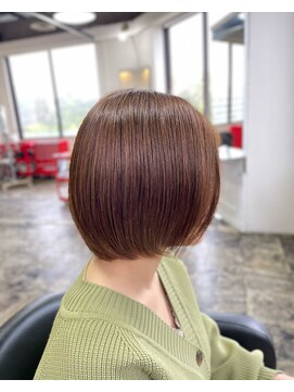 ストレートパーマ専門店 ビタミナポストマン ナチュラルボブ