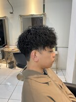 アイズ 海老名(AIZU) スペインカール ツイストスパイラルパーマ 縦落ちツイスト