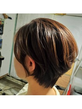 アコサンチ(AcosanchI)の写真/骨格/髪質を見極めたカットでしっかりデザインを創るから、乾かしただけのラフstyleもお洒落にキマル―