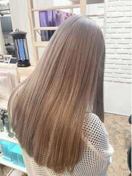 ビランチェ 池袋(bilancia)の写真/最高峰TR「Aujua」取扱い◎一人ひとりの髪質やお悩みに合わせたあなただけのオーダーメイド施術をご提案♪