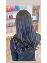 サリュー バイ イザ(Salut by IZA)&nbsp;イヤリングカラー×ピンクカラー似合わせカットセミロング