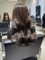 リス バイ ソヨン(Lis by SOYON)&nbsp;ロングレイヤー/レイヤーカット/ブラウンカラー/小顔顔周り