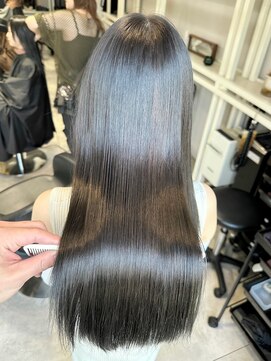 ディーエックス スリー(Dxxxx III) ブルーブラック