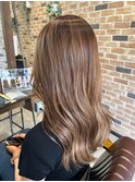 ハイライトカラーロング×ベージュカラー8.17