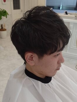 ヒーズ(hiiz)の写真/【メンズ限定クーポン有】メンズのお洒落を知り尽くしたスタイリストが、あなたに似合うスタイルをご提案！