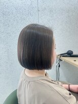 ホルト(holt) ぱっつん丸みボブ