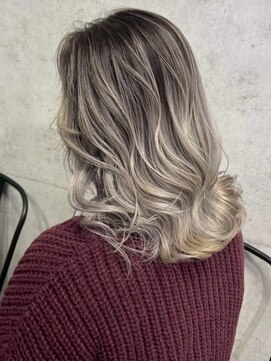 アポロ 横浜駅店(apollo) バレイヤージュ/シャドールーツ/ブリーチカラー/レイヤーカット