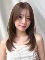 バイオレット ヨコハマ(Violet Yokohama)&nbsp;ミディアムレイヤー韓国ヘア(AI)