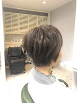 ノラ(Norah)&nbsp;手ぐしでダっと乾かしてスタイリング剤をダっとつけただけヘアー