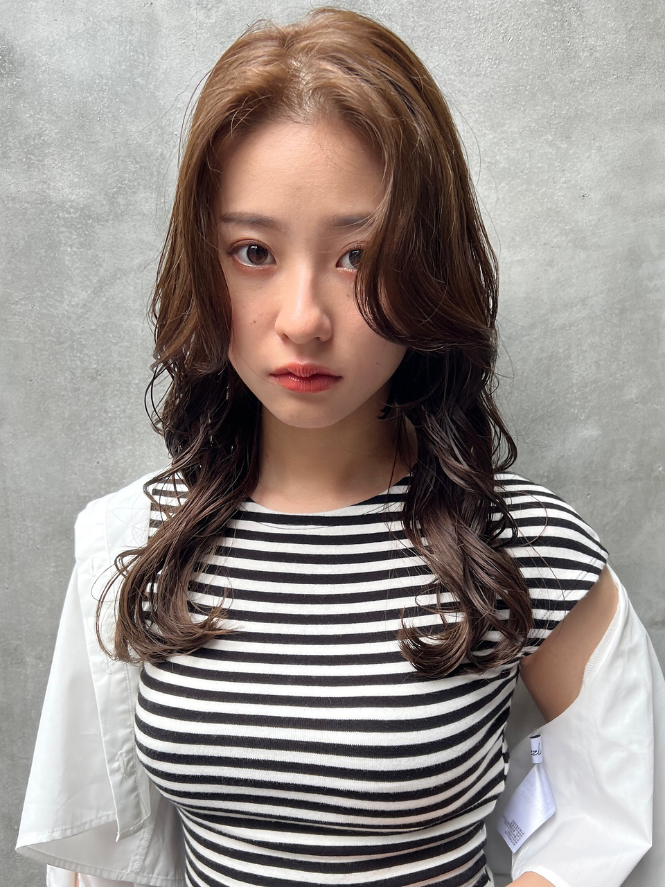 韓国前髪顔周りロング×デザインカラー[心斎橋/髪質改善]