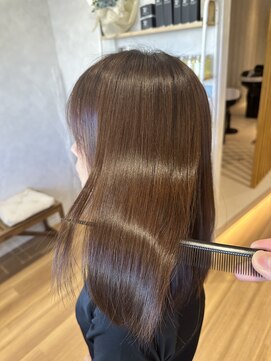 リーリエ(LILIE) 30代40代50代 髪質改善 メテオ ストレート