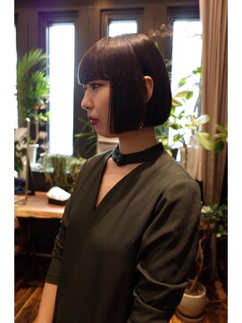 ナビッジ(NABIGE) 切りっぱなしボブ