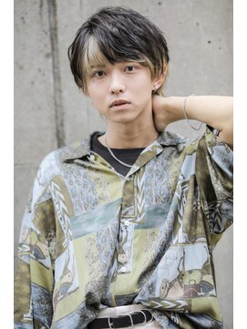 アウラ(AURA) ウルフインナーカラーミルクティーベージュ