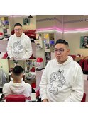 -80's American barber shop-