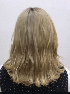 松本平太郎美容室 銀座パートフォー(PART４) 白髪ぼかしハイライト/30代40代50代60代