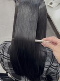 就活生におすすめ♪黒染めではない‘ブルーブラックカラー’