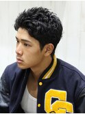 メンズ黒髪束感無造作バーバースパイキーショート