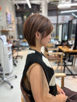 ミィ 浦和(mee) 透明感カラー ボブ 前髪 ショート カラー ブリーチ&ダブルカラー