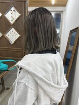 ブリンク(blink)&nbsp;10トーンオリーブグレージュブリーチなしイルミナカラー