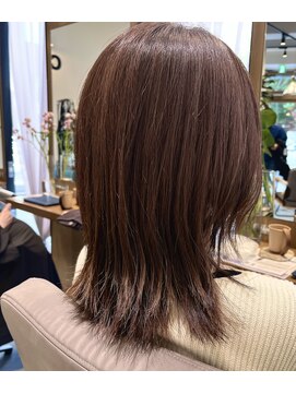 細ハイライトで一気に垢抜けふわっとベージュカラー