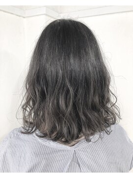 アンフィドットドゥルドゥ(AnFye.dueldo) 【AnFye.dueldo 】アッシュグレージュ ×  波ウェーブ