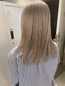 エイト 横浜店(EIGHT) ホワイトベージュ