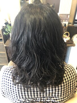 クレプティーク(Cleptique) クシャッとパーマ