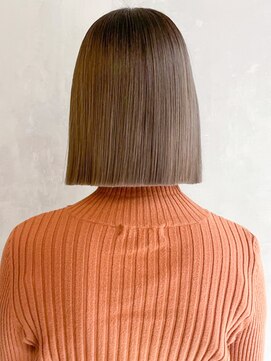 アルバム 渋谷パルコ(ALBUM) スケルトンベージュストレートボブ_グレージュカラー_ba379342