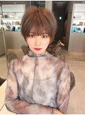 10代20代ひし形クビレ耳掛け束感小顔スウィングショート
