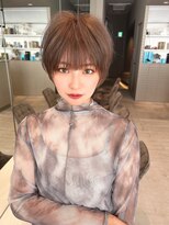 ロンド クラン 岡崎(Lond Clan)&nbsp;10代20代ひし形クビレ耳掛け束感小顔スウィングショート