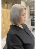 20代30代大人可愛いエアリーボブハイトーンベージュ透明感