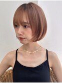 内巻きワンレンボブ　フェイスレイヤー　ピンクベージュ