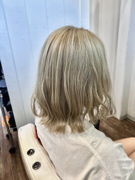 シェリル 名取美田園店(Cheryl) ボブ×ホワイトミルクティー