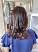 セミロングスタイル