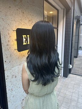 アカデミーサロンイー 代々木店(Academy Salon E) 【Academy SALON E】ブルーブラック