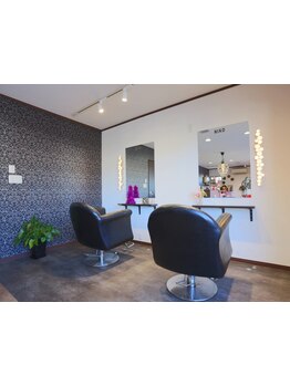 “ほっ”とするような時間をお過ごし頂けるような空間づくりを。一人一人のお客様に寄り添います。