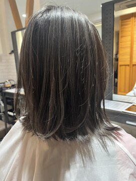 シータ 坂戸北口店(THETA) ハイライトグレージュ