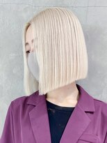 ボブ韓国ヘア美髪ホワイトグレージュ_ba340511