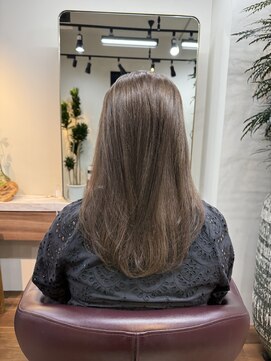 アルボーテルジェ(Art BeAute' ROUGET) 白髪ぼかしカラー/脱白髪染め/ライトブラウン/小顔カット/芦屋