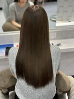 ジーナ 名駅(XENA.) 《YURI》ブリーチなしダブルカラー/ヘーゼルベージュ/艶髪