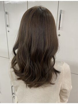 エレナ バイ アルテフィーチェ(elena by artefice) まろやかなくすみベージュ☆