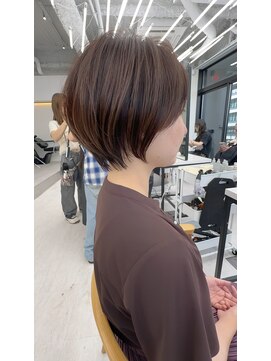ビューナゴヤ 名駅(VIEW NAGOYA) ショート/オリーブカラー/髪質改善/白髪ぼかし/小顔