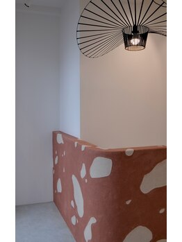 ホミ(FOMI)の写真/最初から最後まで担当するマンツーマンの施術。金山のプライベートサロンで、心ゆくまでリラックス。